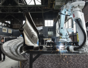 Printing of the bridge underway at MX3D’s workshop in Amsterdam.