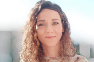 AWIS November 2021 Motherhood in STEMM Webinar Isabel Torres