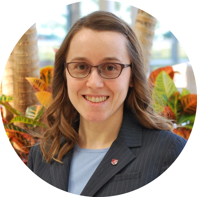 Headshot of Laura Wayne